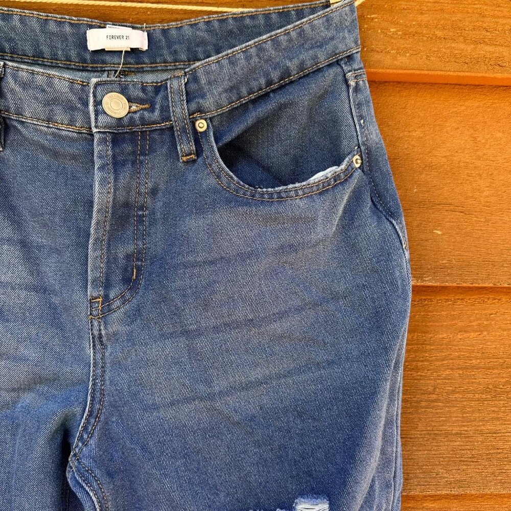 Forever 21 High Rise Ankle Distressed Lose Fit Blue Jeans Size 28 - Picture 6 of 13